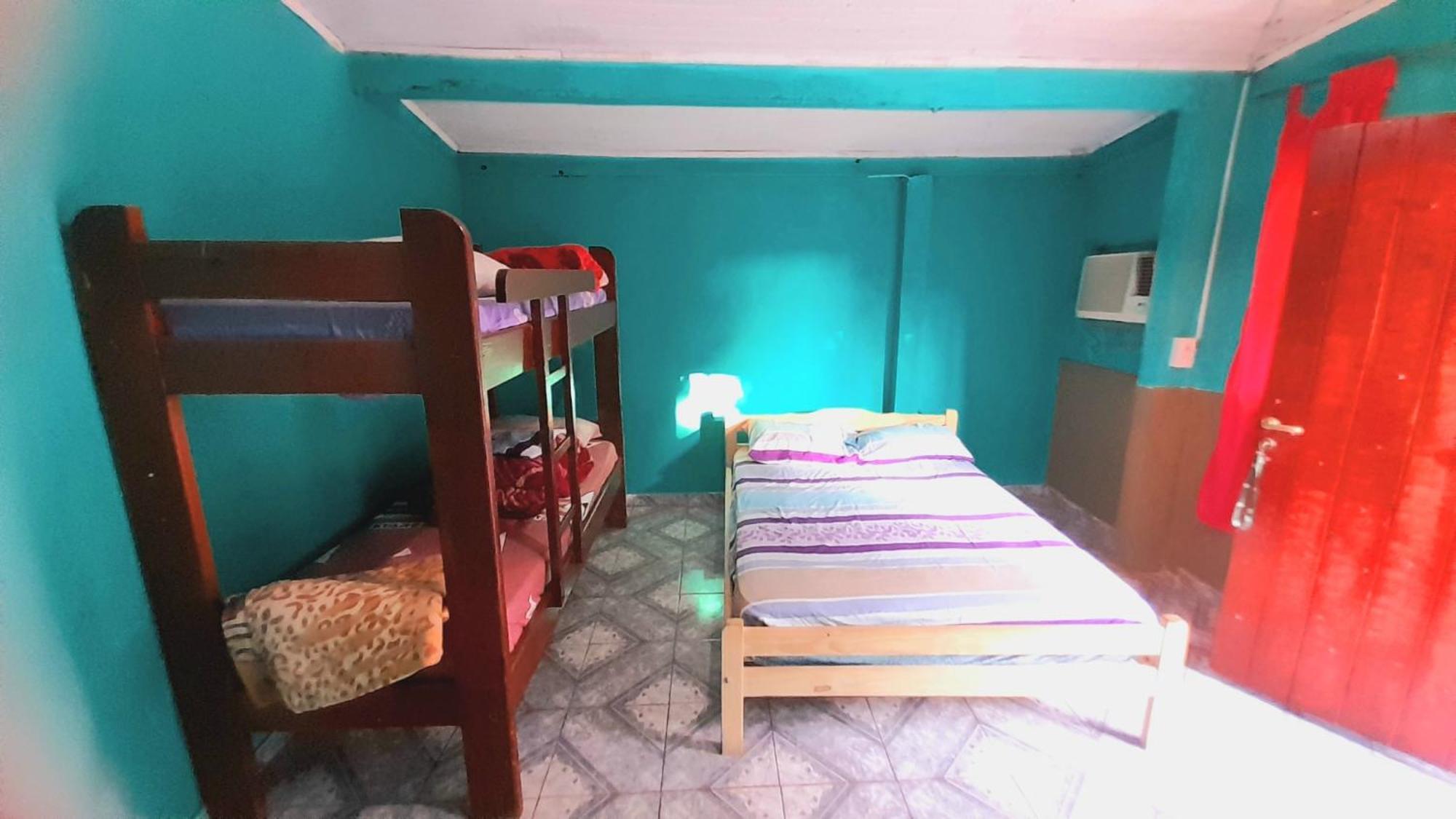 Hostel Loli Puerto Iguazu Exterior photo